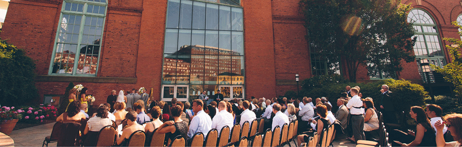 City View Room Windows On The River Downtown Cleveland Outdoor Wedding Venue Trendy Corporate Event City View Room At The Windows